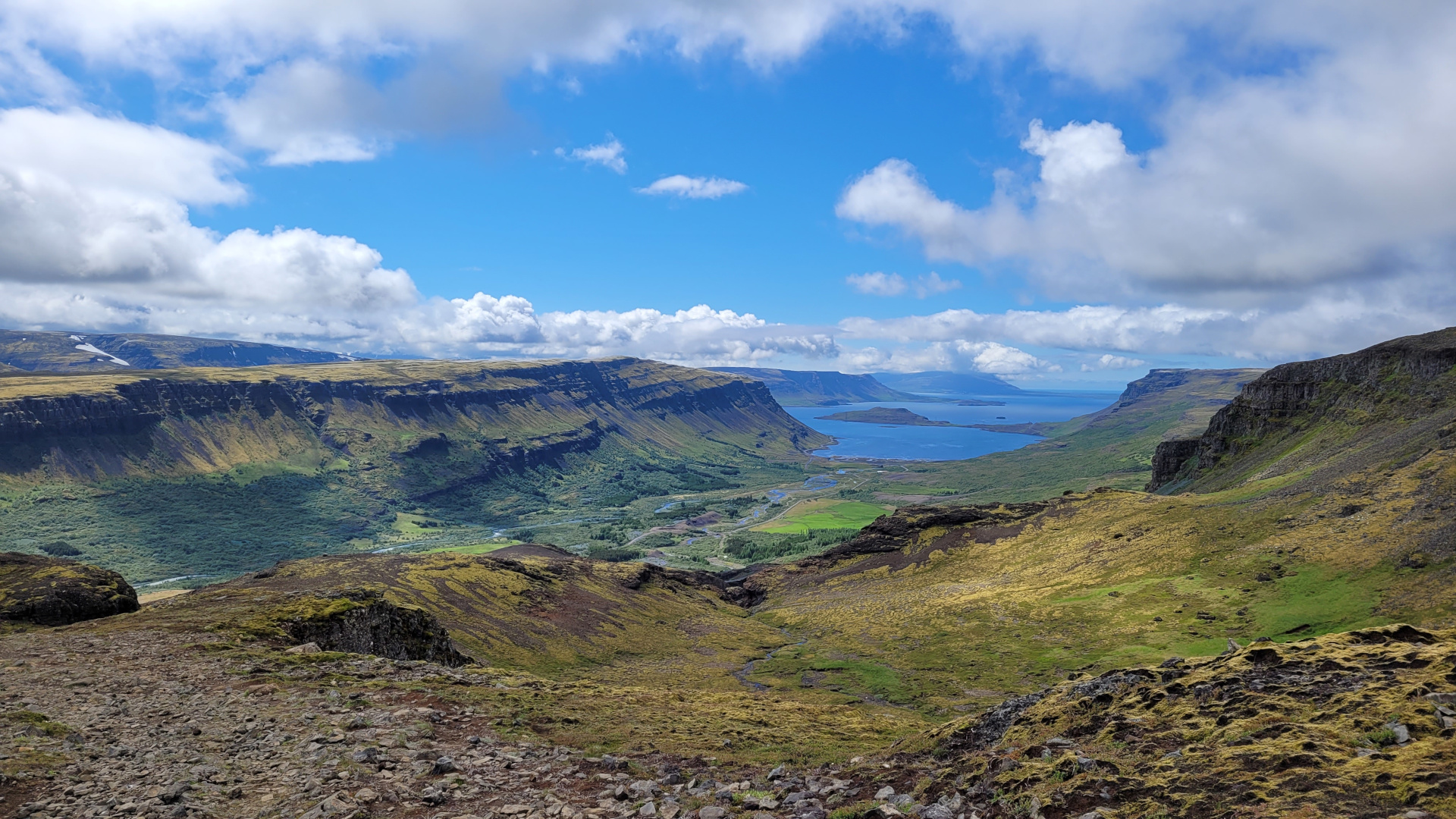 View to the Glymur valley on a sunny day.