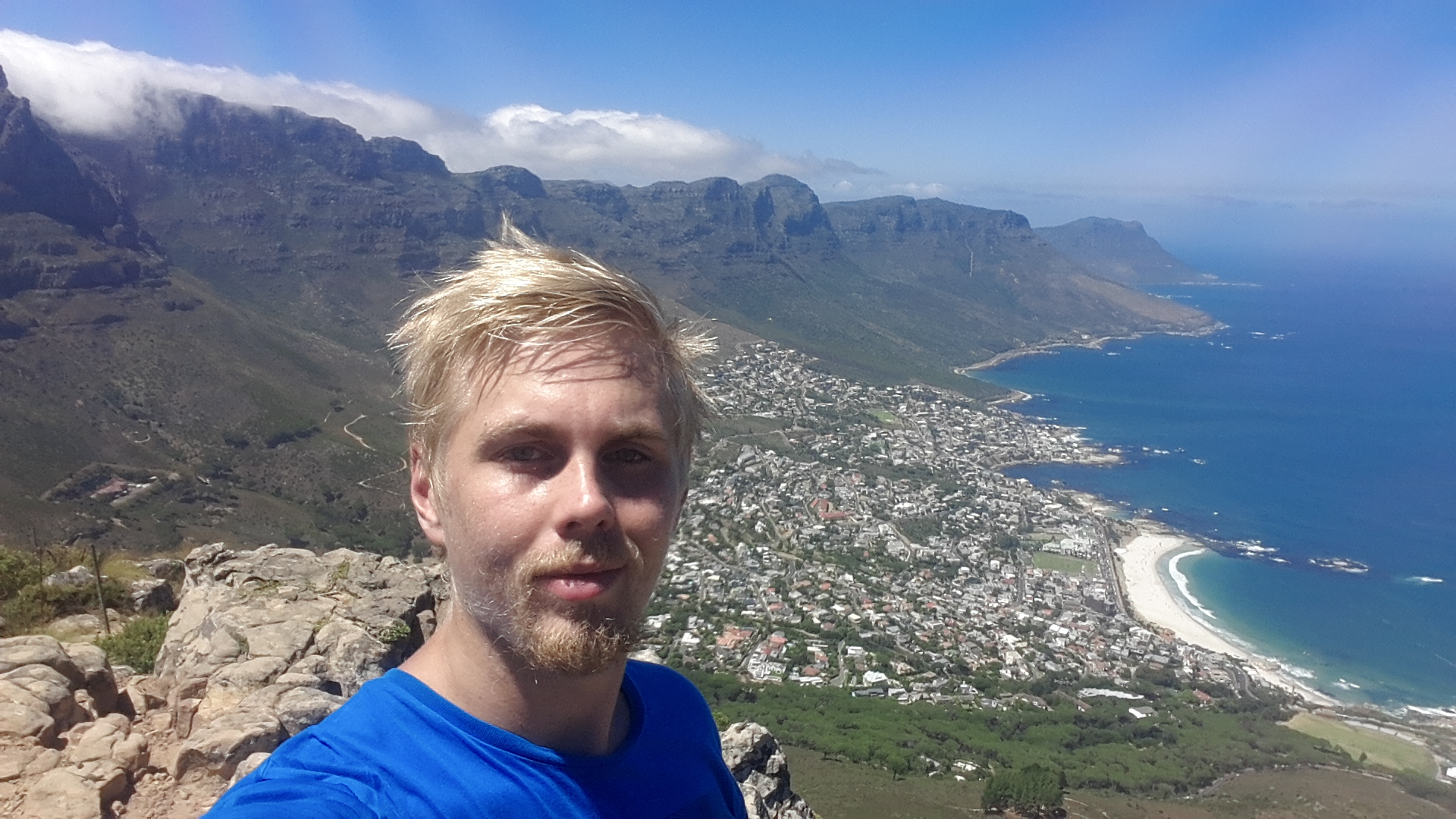 Lion's Head, View to South. Somewhere on the background is the exit from the table mountain hike.